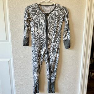 Little Sleepies Black Marble Swirl Zippy 6-22